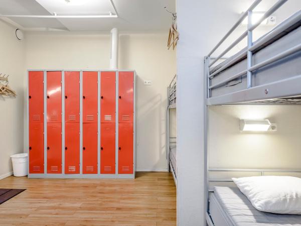 City Hostel : photo 8 de la chambre lit dans dortoir mixte de 12 lits