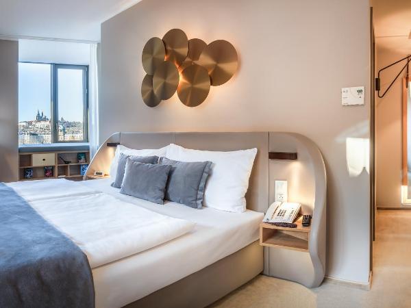 The President : photo 7 de la chambre chambre double ou lits jumeaux de luxe - vue sur château