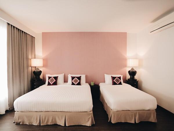 Fullrich Lanna Suite : photo 2 de la chambre chambre triple deluxe