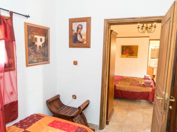 Spot Hotel : photo 7 de la chambre chambre 6 au 1er Étage 