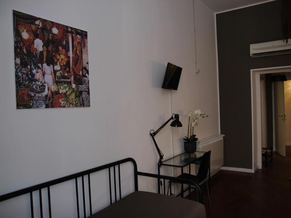 B&B Gallidoro : photo 7 de la chambre chambre quadruple avec salle de bains privative