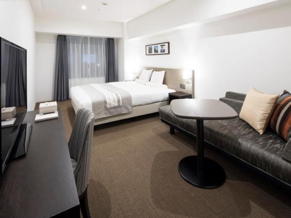 HOTEL MYSTAYS PREMIER Omori : photo 1 de la chambre chambre lit king-size supérieure - non-fumeurs