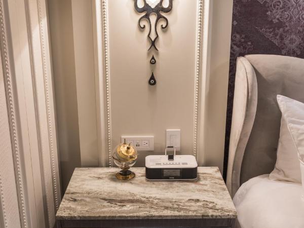 The Ivey's Hotel : photo 3 de la chambre suite lit king-size exécutive