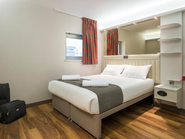Point A Hotel London Shoreditch : photo 3 de la chambre chambre double - accessible aux personnes à mobilité réduite 