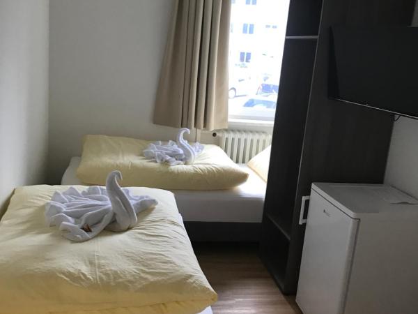 Montagehotel Bed & Steel : photo 5 de la chambre chambre simple avec salle de bains privative