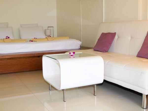 Mama Beach Residence - Adults Only : photo 6 de la chambre chambre double confort jardin