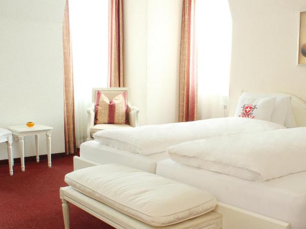 Hotel Weisses Kreuz : photo 3 de la chambre chambre lits jumeaux supérieure