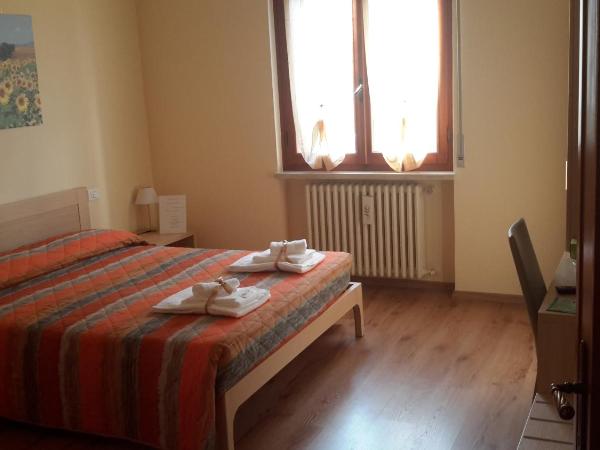 B&B Il Mondo Di Ross : photo 6 de la chambre grande chambre double avec salle de bains privative