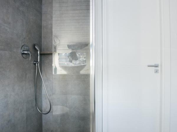 Villa Lulu : photo 3 de la chambre appartement avec douche