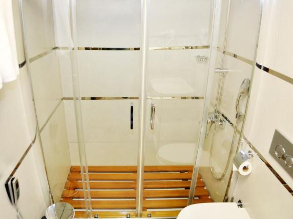 Avin Hotel : photo 3 de la chambre chambre double standard