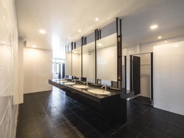 The Common Hostel : photo 6 de la chambre lit superposé dans dortoir pour femmes