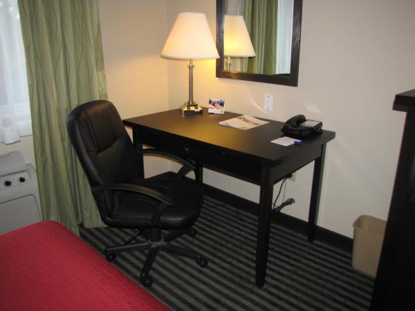 Baymont by Wyndham Dallas/ Love Field : photo 6 de la chambre chambre 2 lits queen-size - non-fumeurs