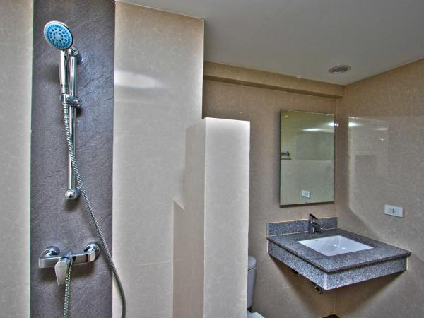 Chateau de Sukhumvit : photo 2 de la chambre chambre deluxe double ou lits jumeaux