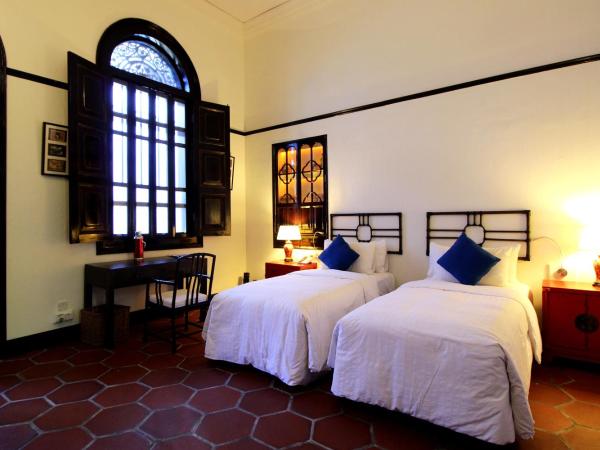 Cheong Fatt Tze - The Blue Mansion : photo 8 de la chambre chambre lits jumeaux ming - accès piscine