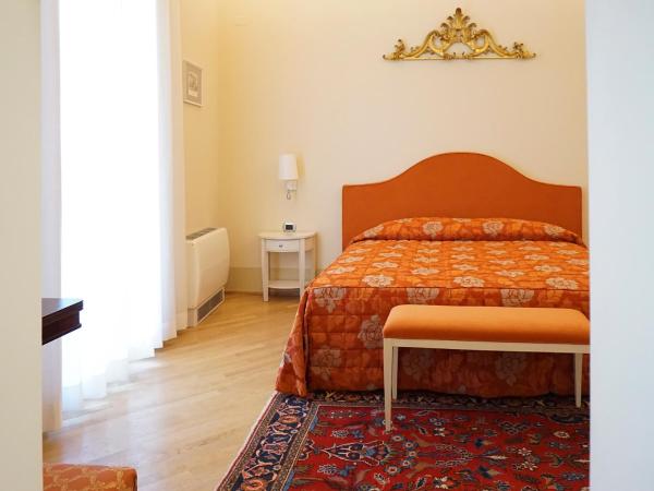 Casa Isolani, Piazza Maggiore : photo 10 de la chambre grande chambre double 