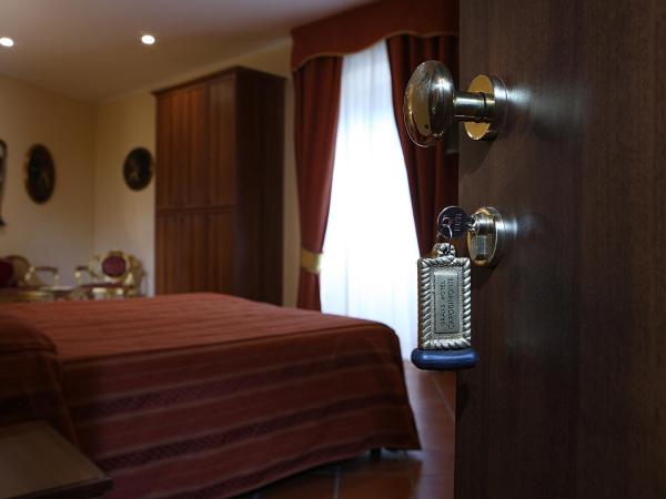 Grand Hotel Capodimonte : photo 3 de la chambre suite junior