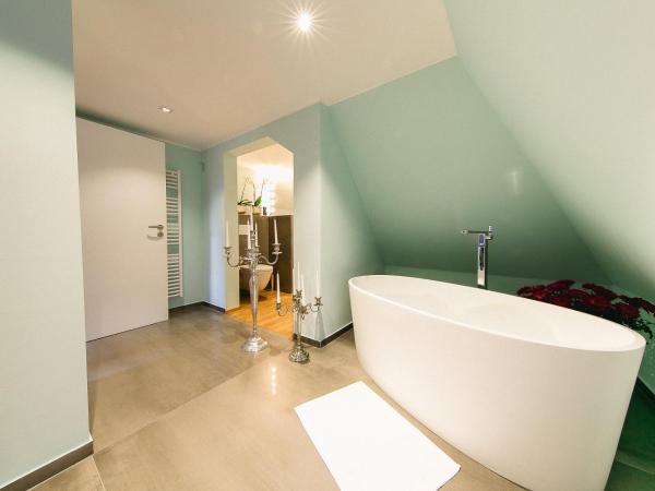 Hotel Villa Sorgenfrei & Restaurant Atelier Sanssouci : photo 5 de la chambre suite - himmelreichsuite