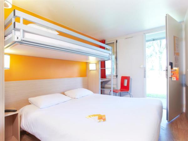 Premire Classe Epernay : photo 2 de la chambre chambre triple avec 1 lit double et 1 lit simple