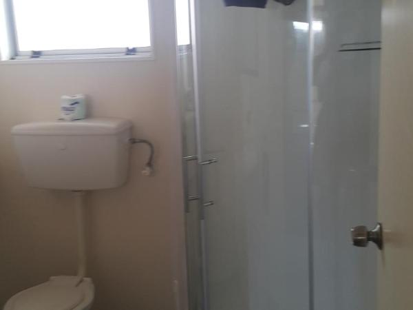 Camellia Court Family Motel : photo 9 de la chambre appartement 2 chambres (6 adultes)