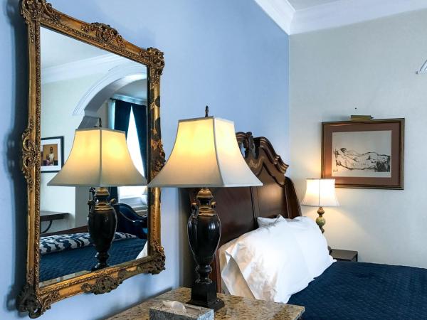 The Blue60 Marigny Inn : photo 8 de la chambre suite deluxe avec lit king-size