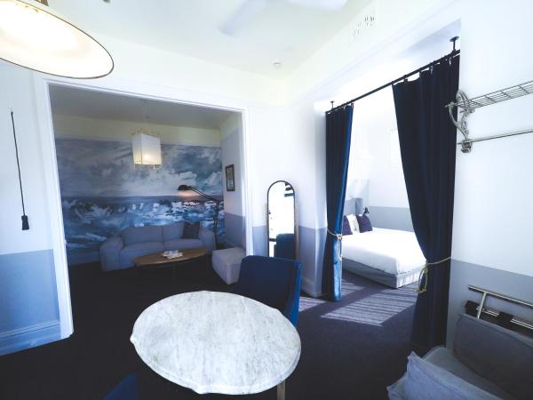 Hotel Palisade : photo 6 de la chambre suite 1 chambre avec lit king-size george power