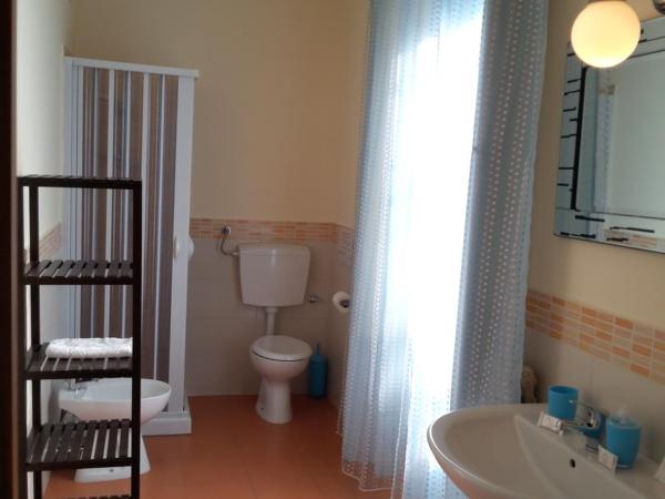 Dolci Ricordi : photo 5 de la chambre chambre double avec salle de bains privative