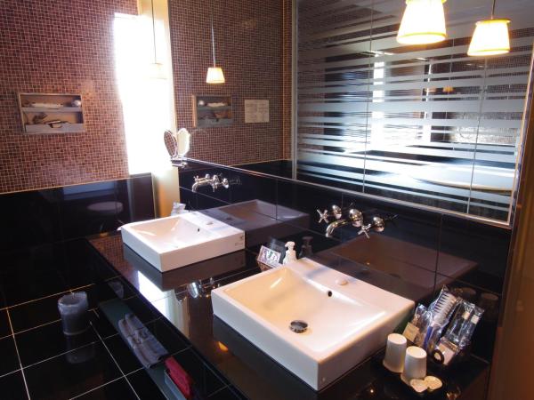 Blue Hotel Octa (Adult Only) : photo 6 de la chambre premium double room - smoking - 15:00 check in