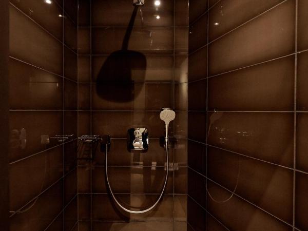 The Loft Budapest : photo 5 de la chambre suite loft avec vue sur la ville