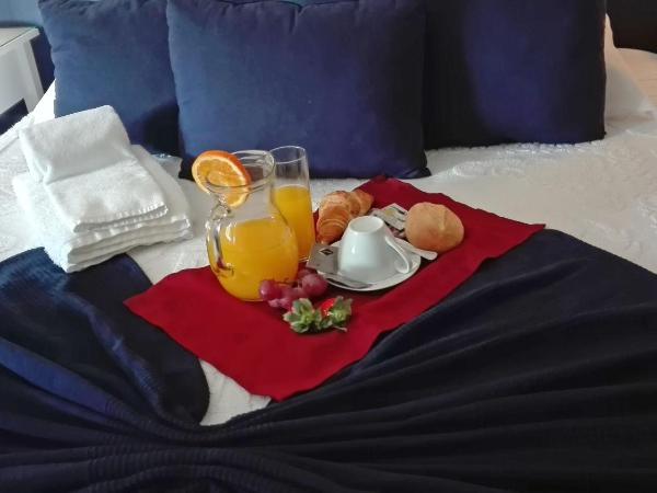 Hotel Porto Nobre : photo 1 de la chambre chambre double avec lit d'appoint