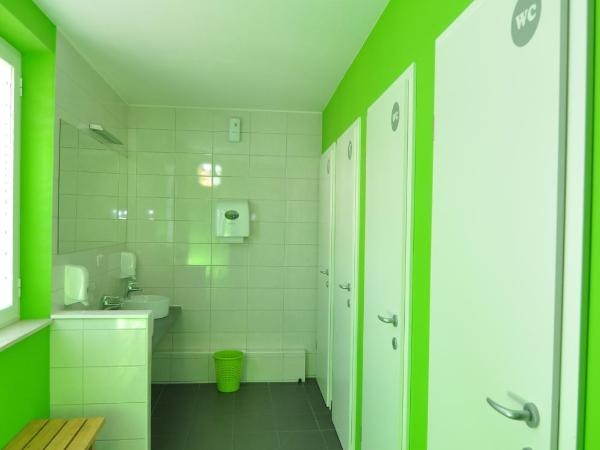 Hostel Marina Trogir : photo 8 de la chambre lit dans dortoir mixte de 7 lits