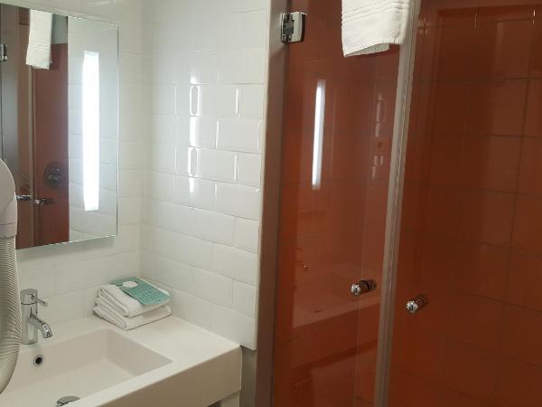 ibis Styles Nimes Gare Centre : photo 8 de la chambre chambre double standard