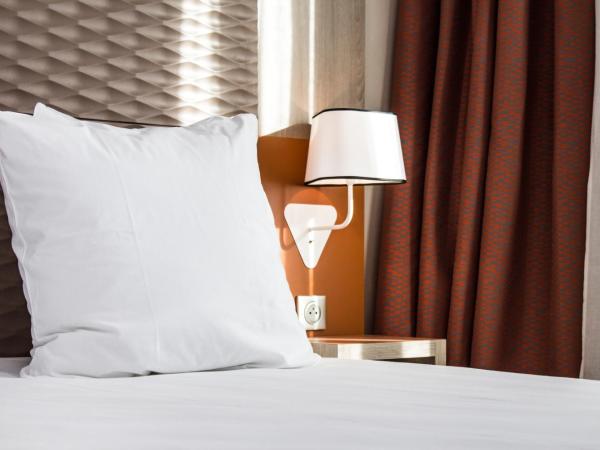 Hôtel Oceania Le Métropole : photo 3 de la chambre chambre double ou lits jumeaux confort