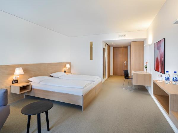 Newstar Hotel (Free Parking) : photo 4 de la chambre chambre double supérieure