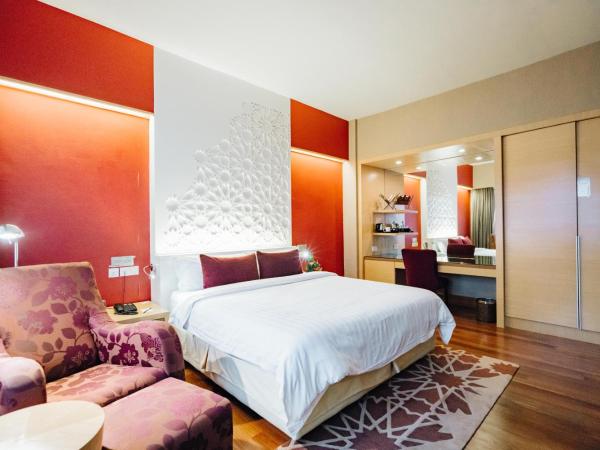Raia Hotel Kota Kinabalu : photo 2 de la chambre suite