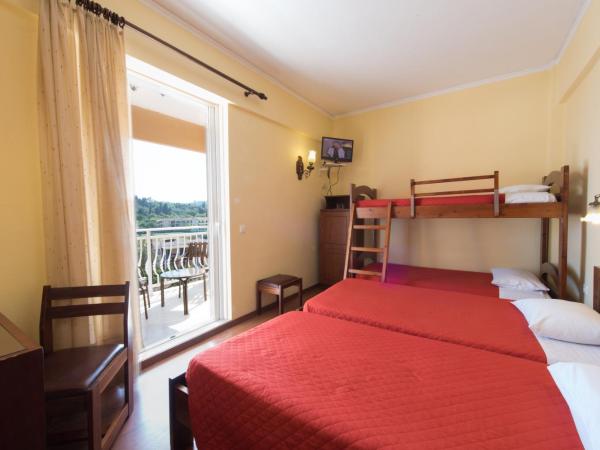 Sunset Hotel : photo 1 de la chambre chambre familiale