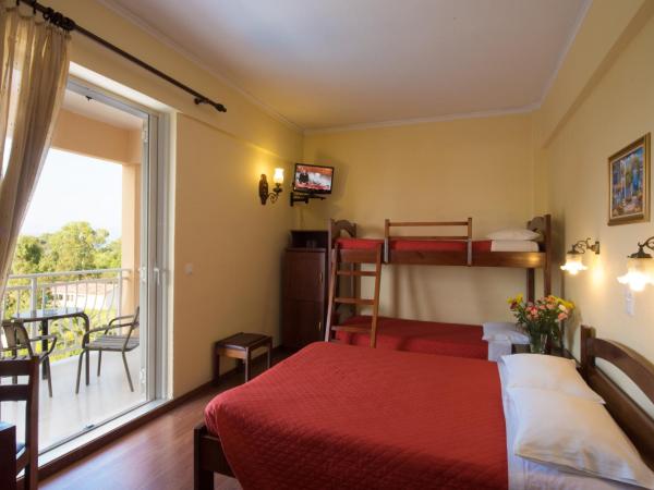 Sunset Hotel : photo 3 de la chambre chambre familiale