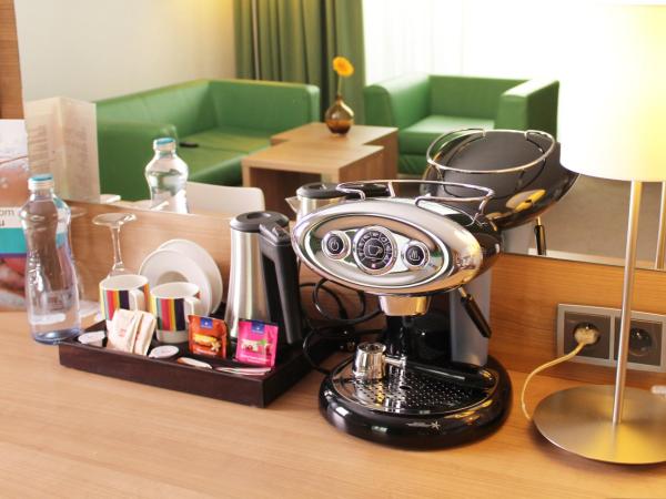 Quality Hotel Ostrava City : photo 3 de la chambre chambre double ou lits jumeaux supérieure avec parking