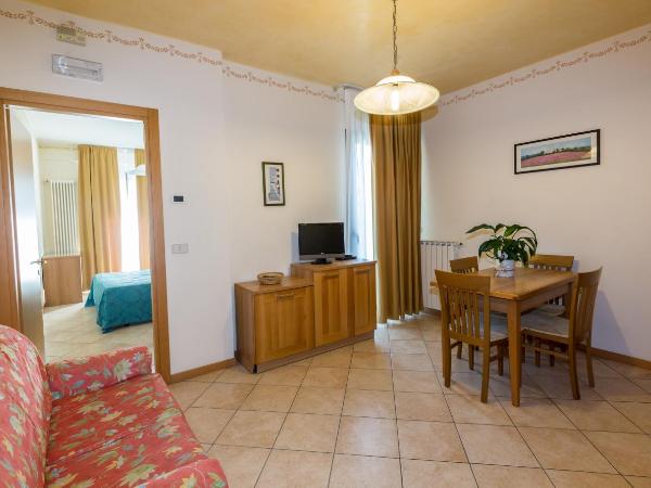 Residence California : photo 10 de la chambre appartement supérieur