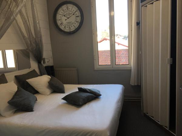 Hôtel Familial L'Ostréi : photo 8 de la chambre chambre double