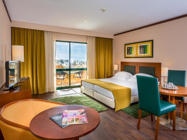 Vila Gale Atlantico : photo 1 de la chambre chambre lits jumeaux