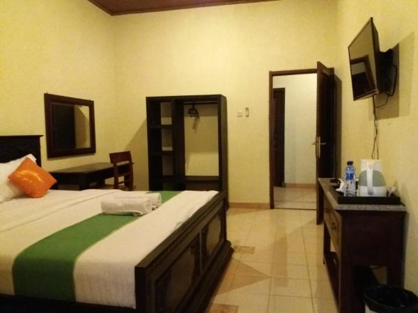 Alam Jogja Resort Mitra RedDoorz : photo 10 de la chambre chambre double standard
