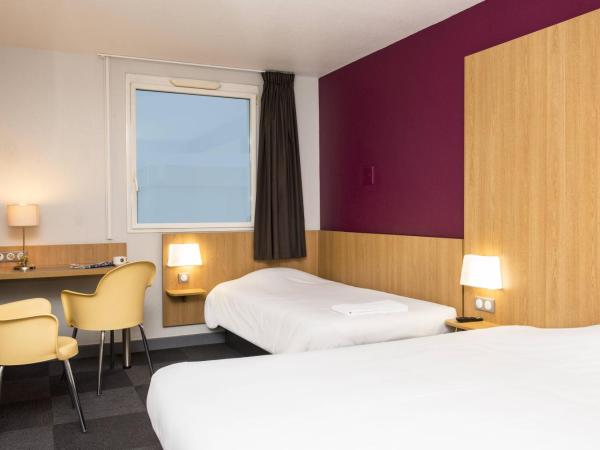 B&B HOTEL La Rochelle Centre : photo 6 de la chambre chambre triple basique