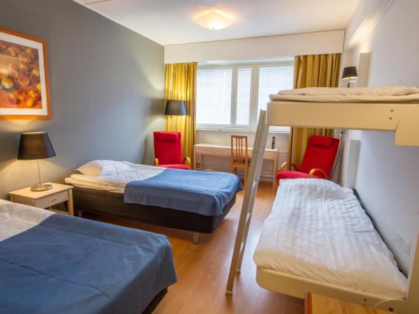 Economy Hotel Savonia : photo 2 de la chambre chambre familiale standard