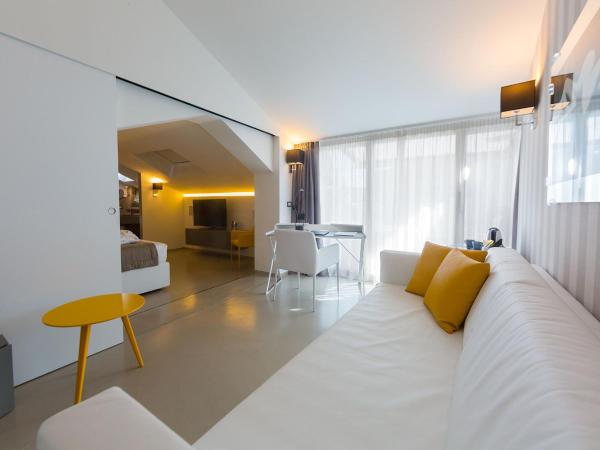 Hotel Mariver : photo 7 de la chambre suite