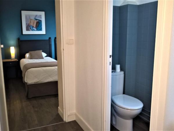 Hotel Des Cedres : photo 4 de la chambre suite familiale (4 adultes)