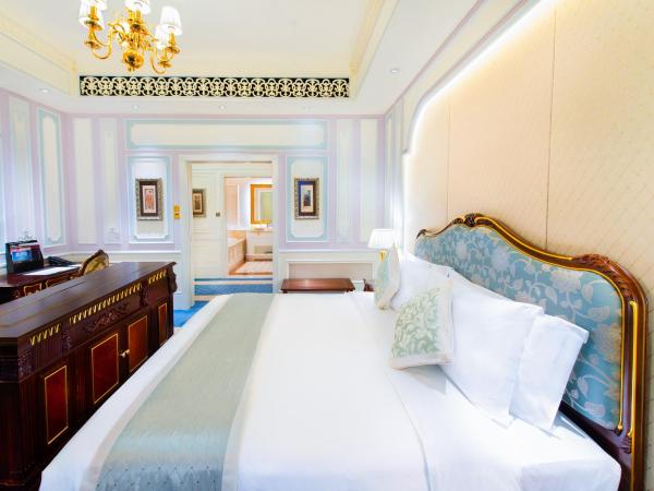 Legend Palace Hotel : photo 4 de la chambre suite - vue sur ville