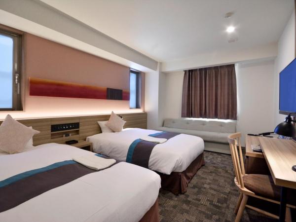 Rembrandt Style Tokyo Nishikasai Grande : photo 1 de la chambre chambre triple