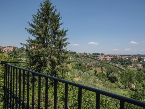 B&B Pantaneto - Palazzo Bulgarini : photo 10 de la chambre chambre familiale (2 adultes et 2 enfants)