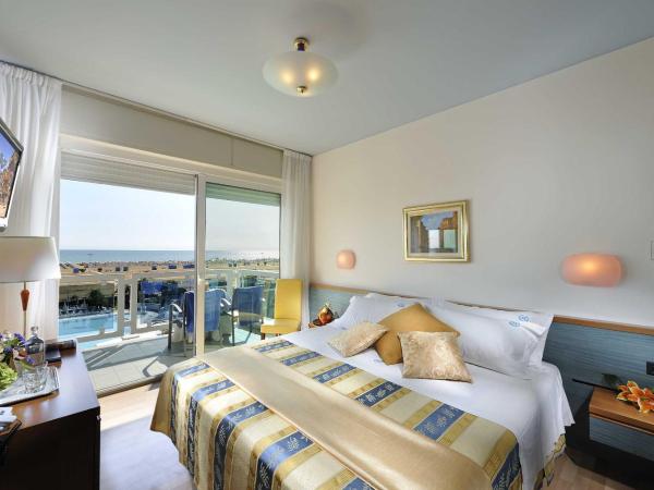 Majestic Beach Hotel & Wellness : photo 4 de la chambre chambre double ou lits jumeaux - vue sur mer