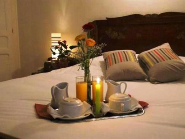 Villa Mogador Piscine et Balnéo : photo 7 de la chambre chambre double avec baignoire spa